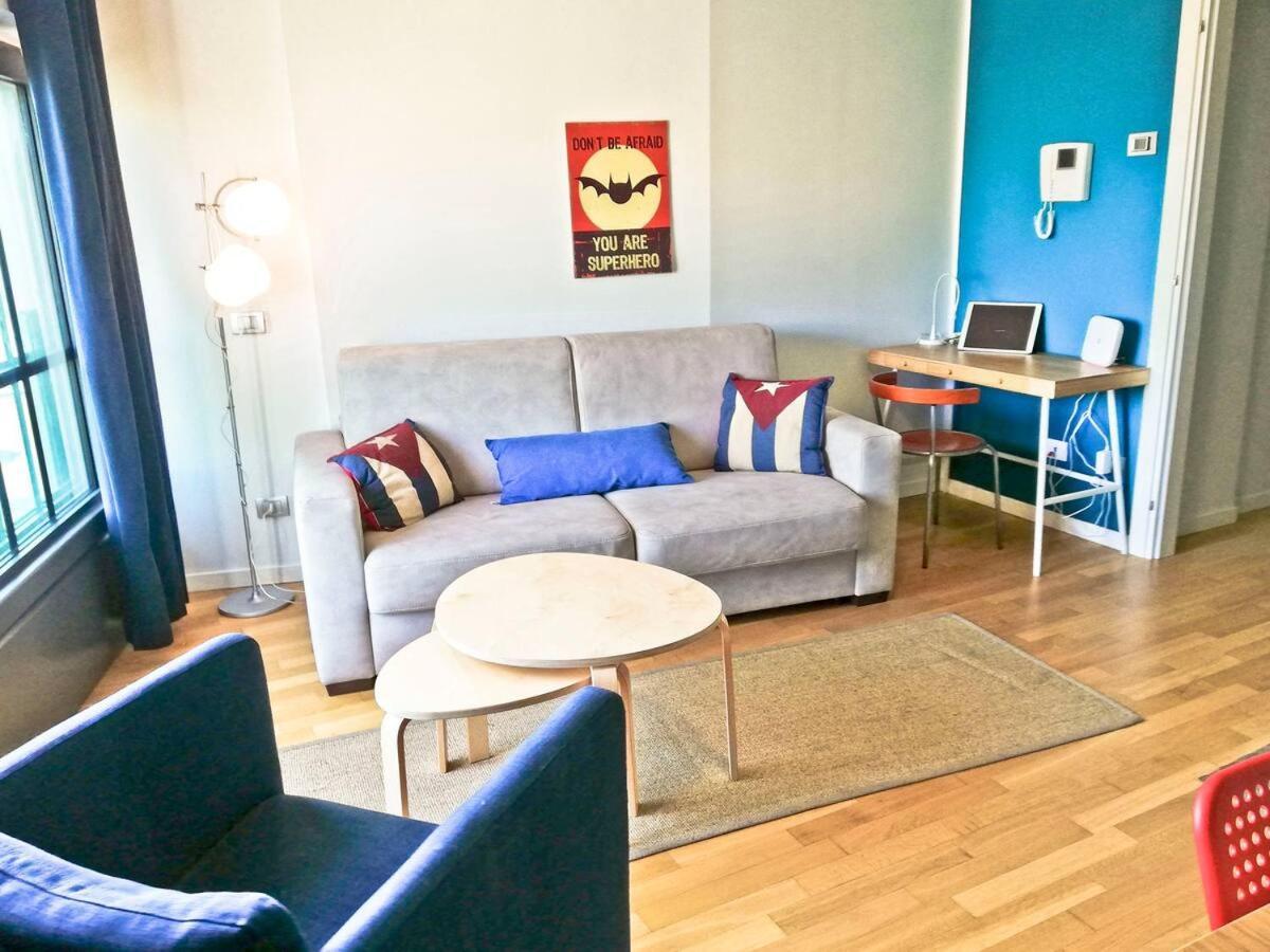Appartement Modern & Bright Flat - 2 Min From The Sea à Savone Extérieur photo