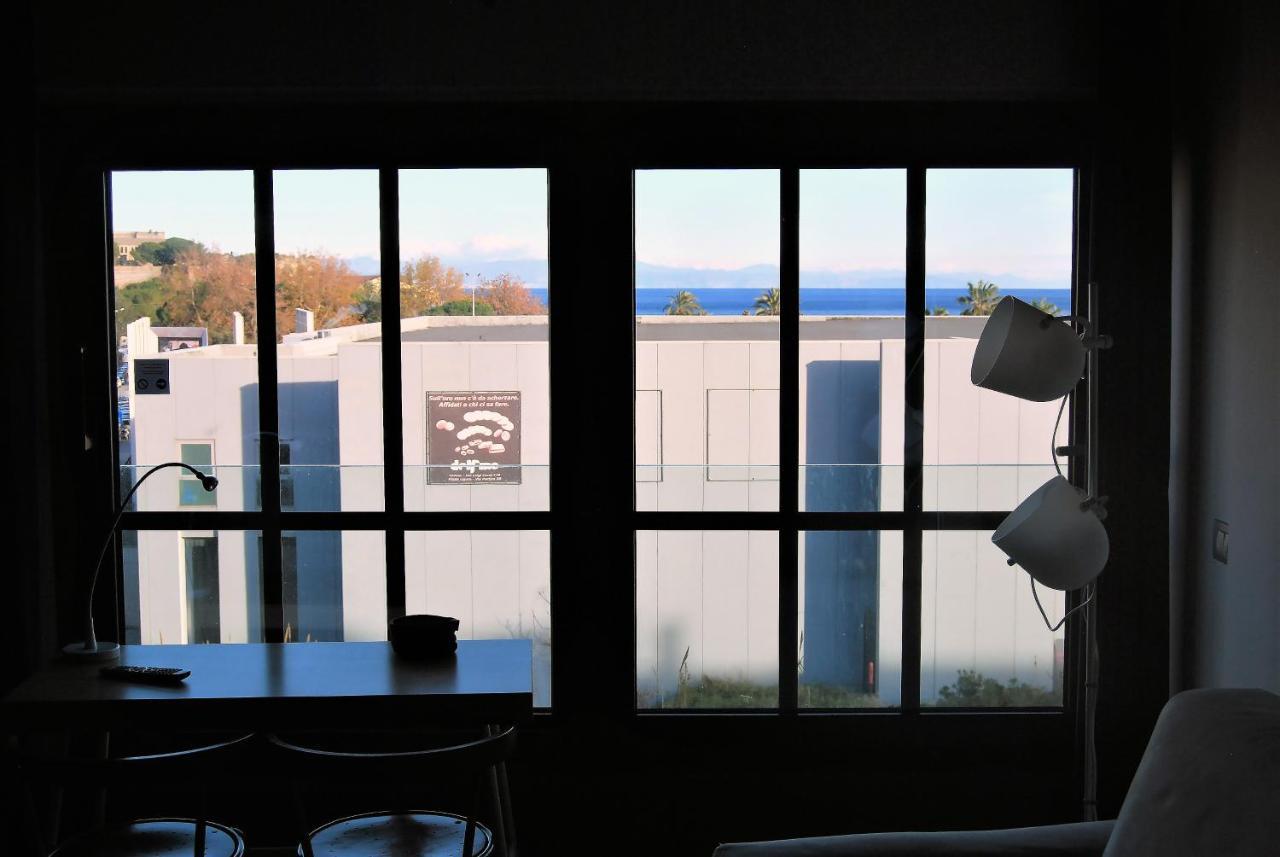 Appartement Modern & Bright Flat - 2 Min From The Sea à Savone Extérieur photo