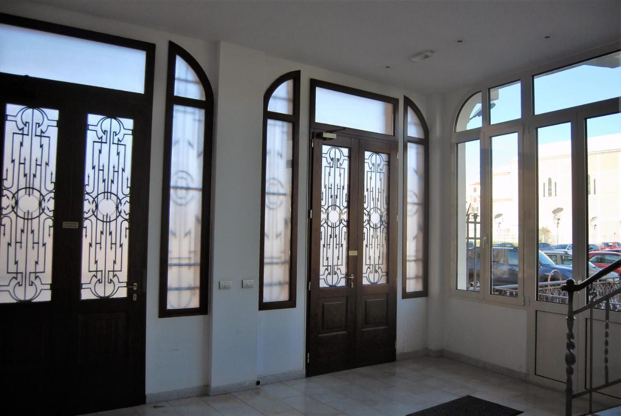 Appartement Modern & Bright Flat - 2 Min From The Sea à Savone Extérieur photo